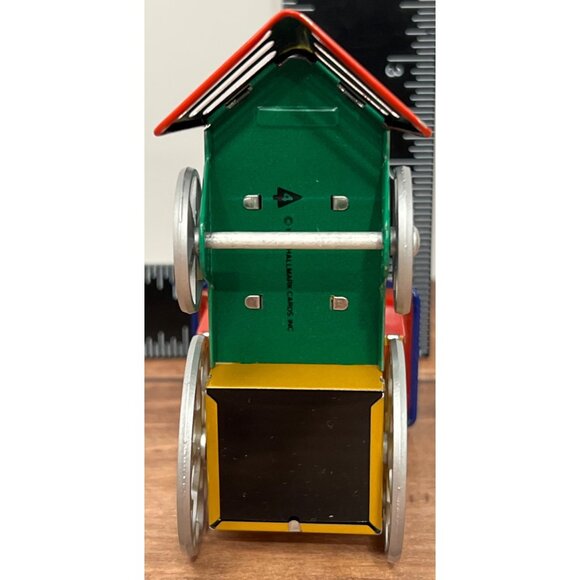 NIP 1985 HALLMARK KEEPSAKE ORNAMENT QX497-2 TIN LOCOMOTIVE TRAIN WHEELS BELL - Picture 8 of 8